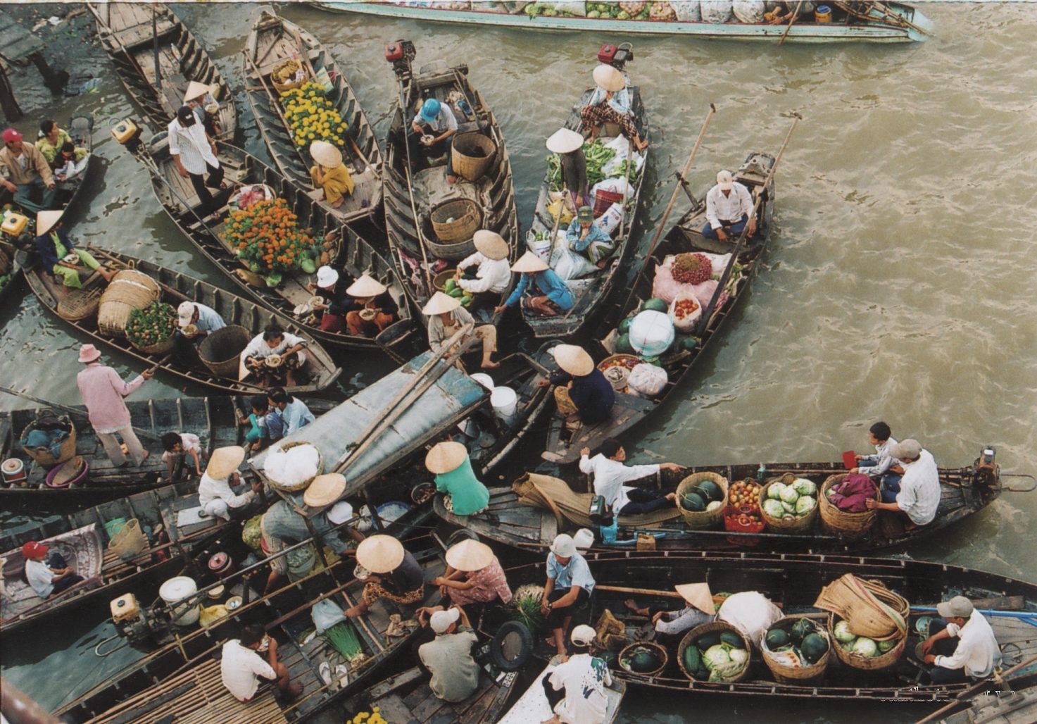 Cai Rang floating market