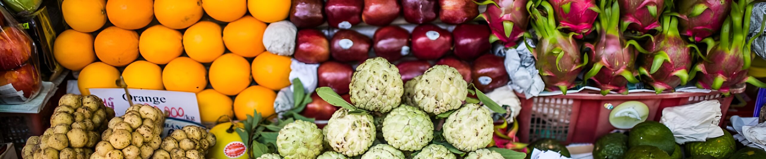 <strong>10 Fruits You Should Try While In Vietnam</strong>
