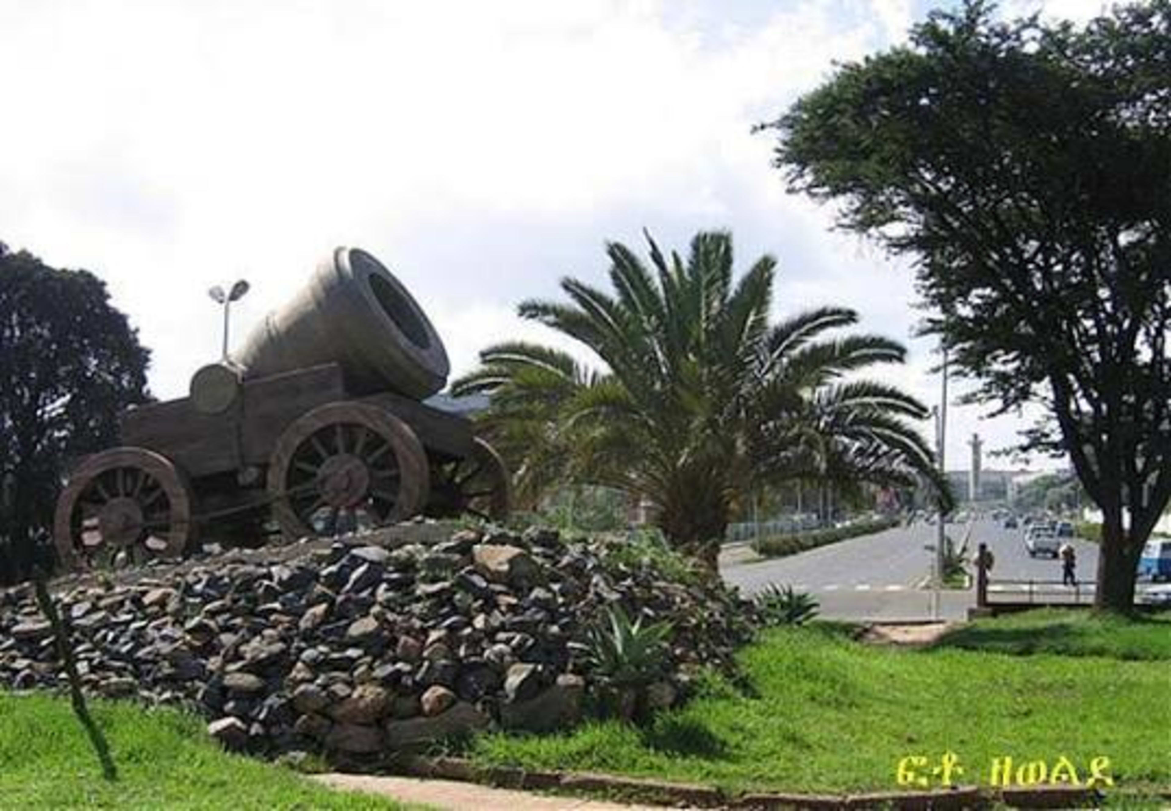 Tewodros Square — image 2