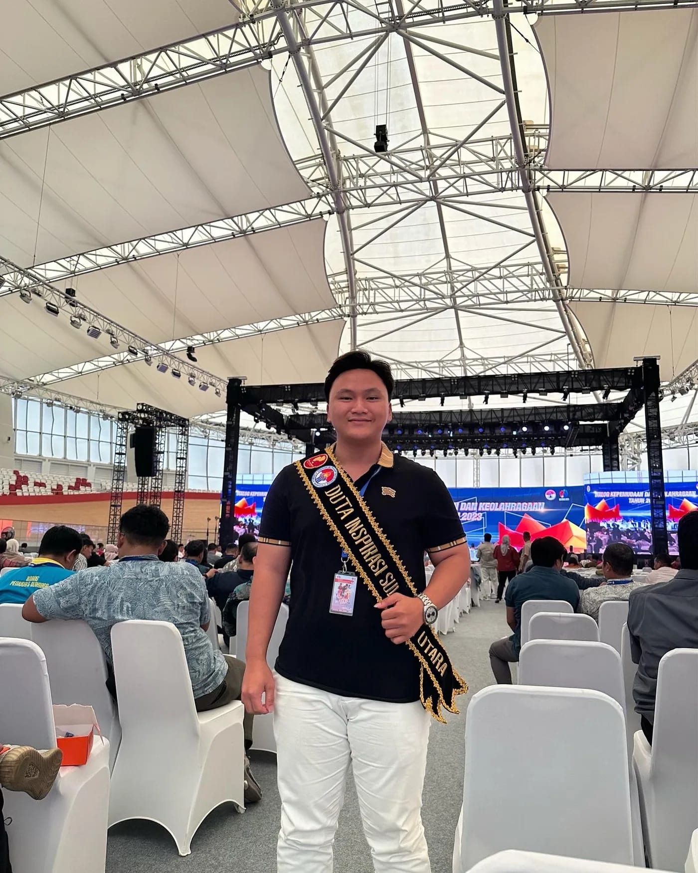 Arrow wearing the Duta Inspirasi sash, 2022