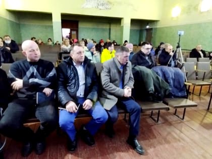 ВСТРЕЧА ЖИТЕЛЕЙ КАТИЧ С ПРЕДСТАВИТЕЛЯМИ ВЛАСТИ