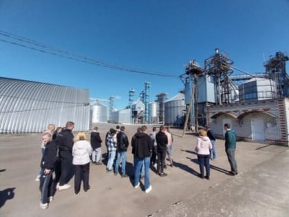 Студенты Брянского аграрного техникума на практике знакомились с будущей профессией