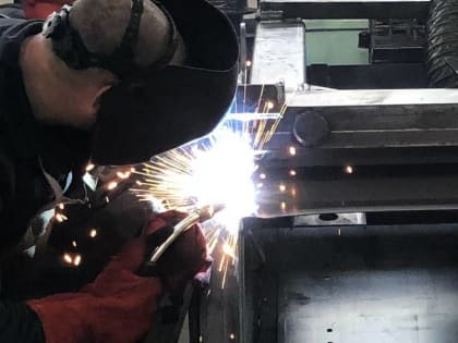 В Брянске открытие на базе швейной фабрики колледжа стало примером