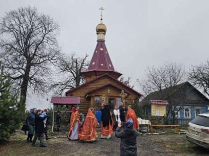 Праздничная литургия в честь великомученика Димитрия Солунского