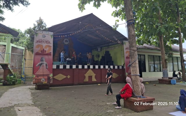 Panggung di Wisata Desa BMJ, Mojokerto