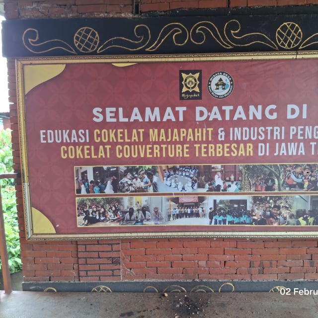 Pintu Masuk pabrik Cokelat
