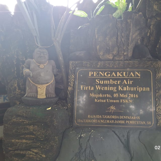 Sumber Air Tirta Wening Kahuripan