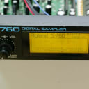 Imagem 2 do produto Roland S760 Sampler c/32Mb Ram 
