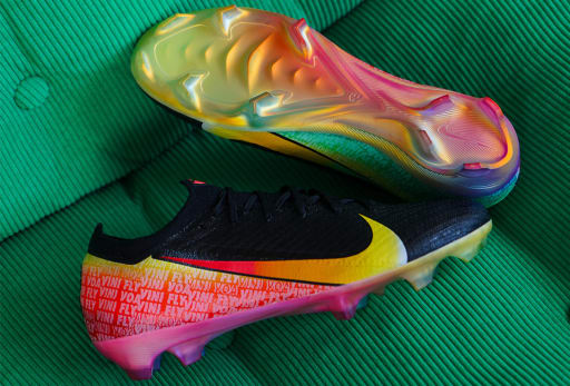 Fs25-teamsport-nike-vinijr-960-650