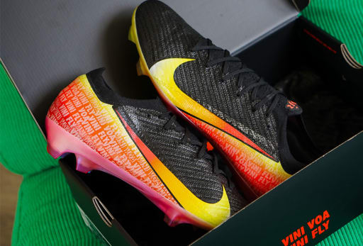 Fs25-teamsport-nike-vinijr-960-650-2