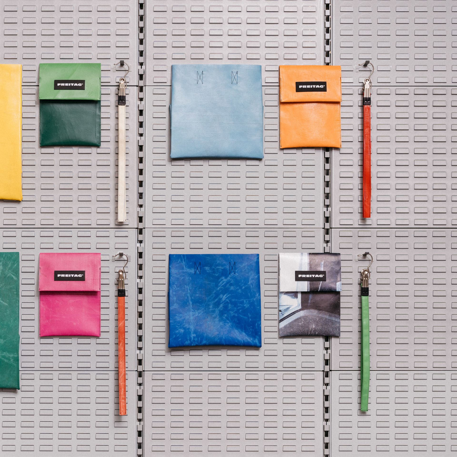 ImageFREITAG Yourself Station BagParts PhilipFrohwein HighRes RGB