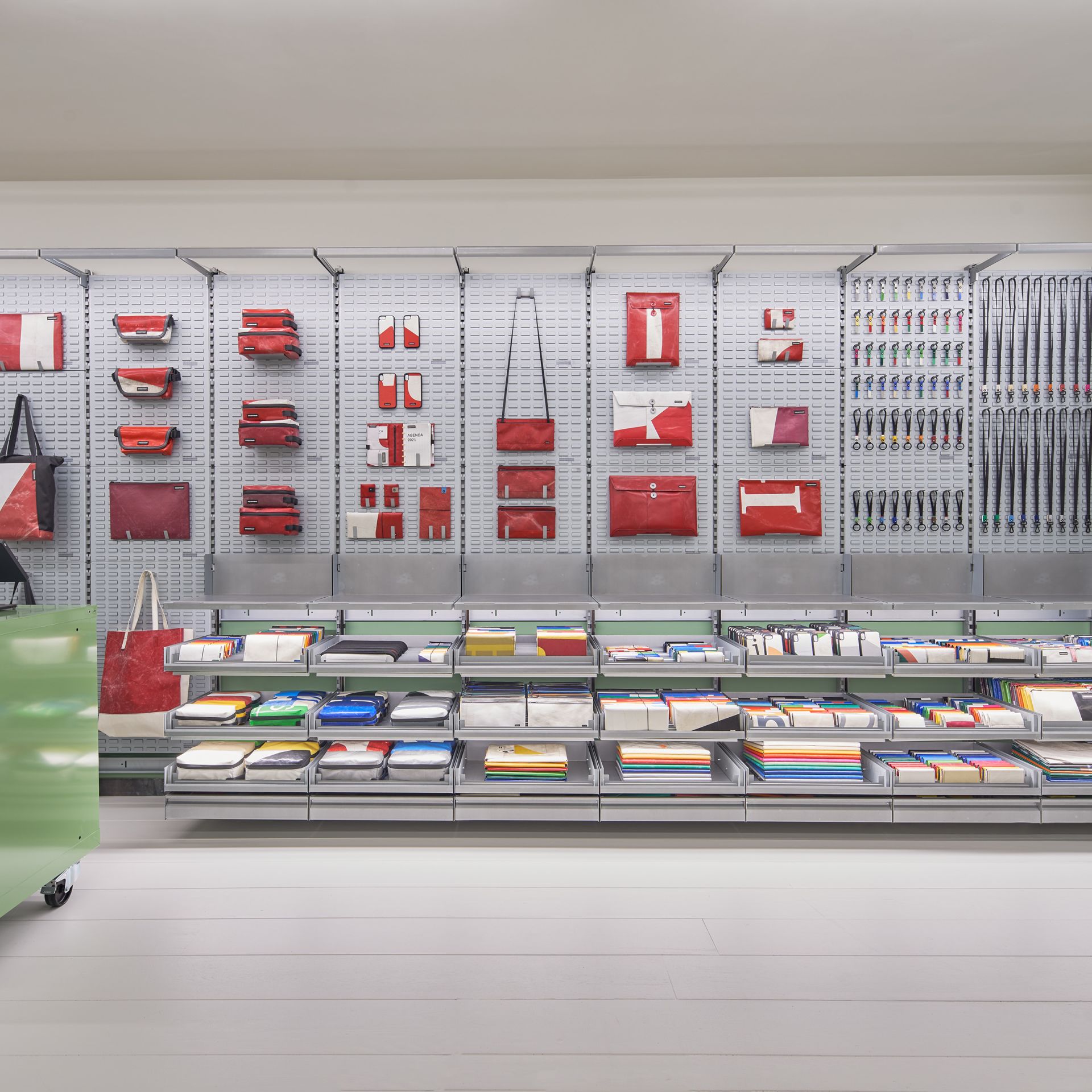 ImageFreitag-store-amsterdam-nicolasdietzel-highres-5