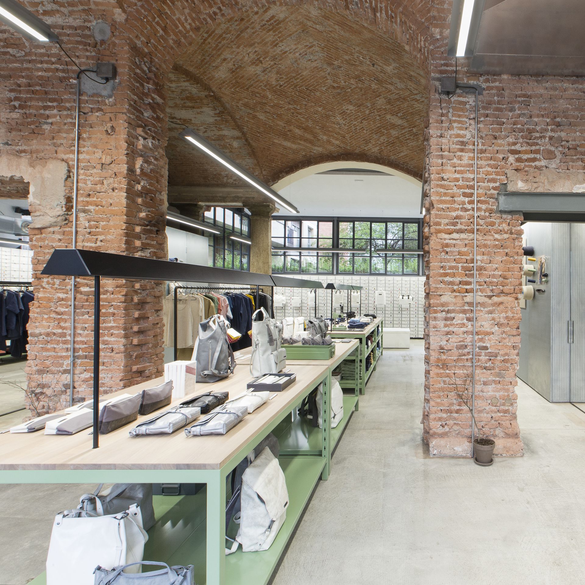 ImageF-store-milano-06-claudiazalla-rgb-highres