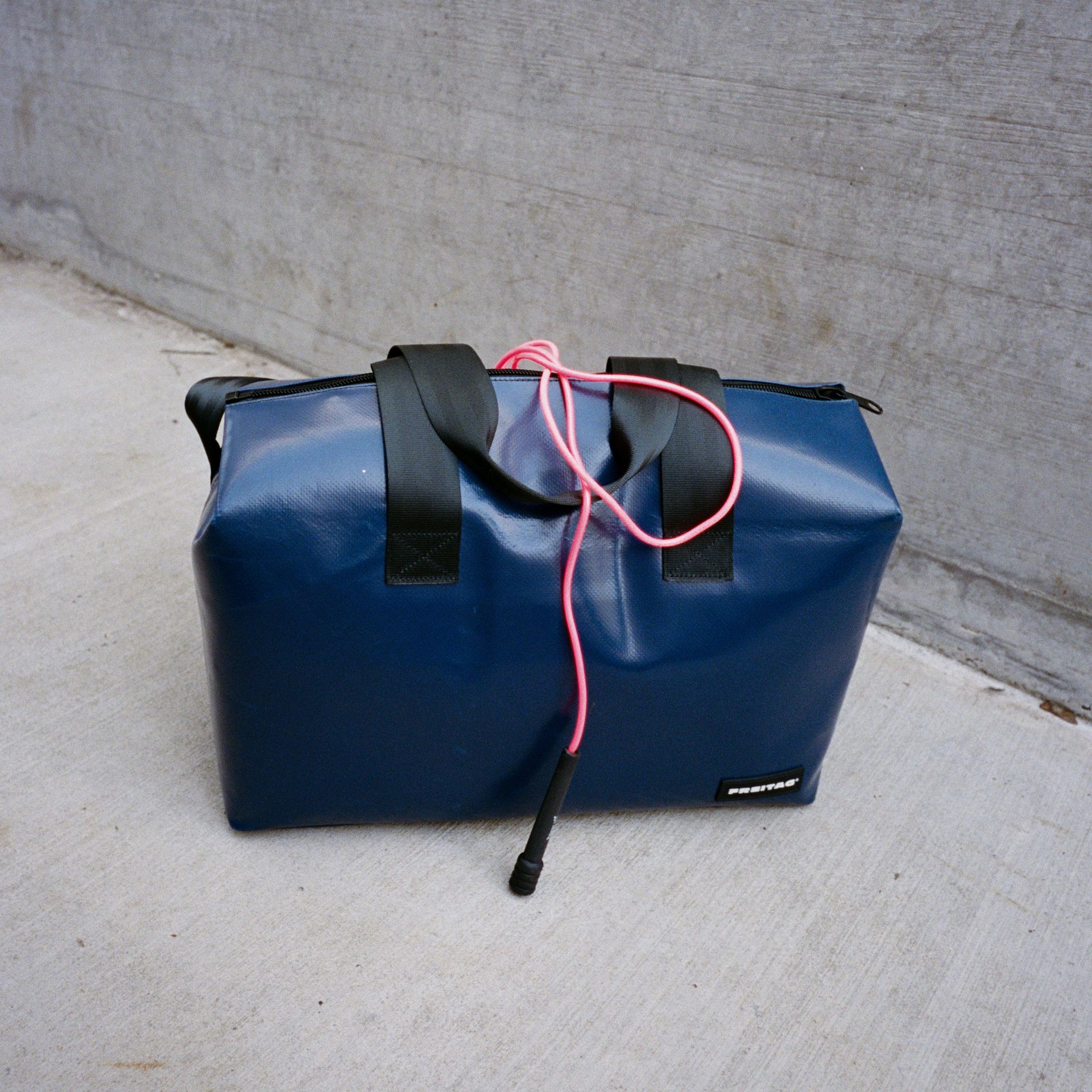 ImageFREITAG Clark 3 4 02