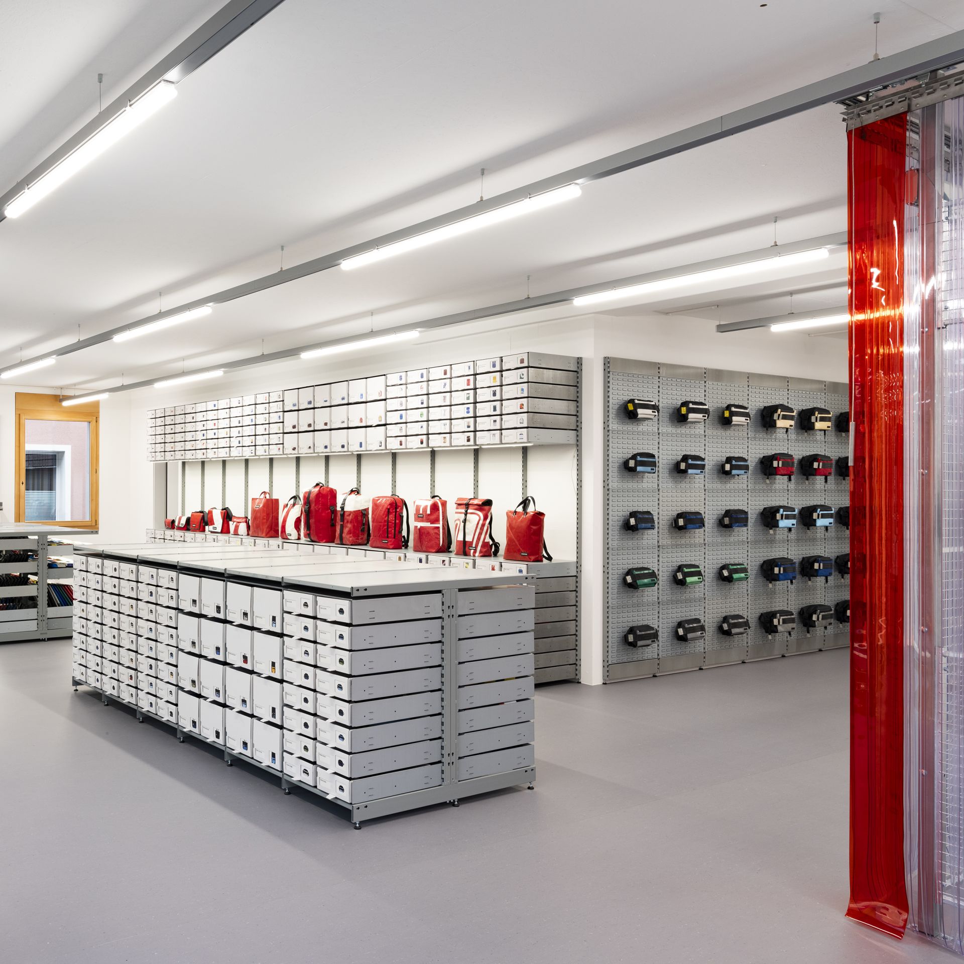 ImageFREITAG F-Store-Davos PhilipFrowein Full-Res 02