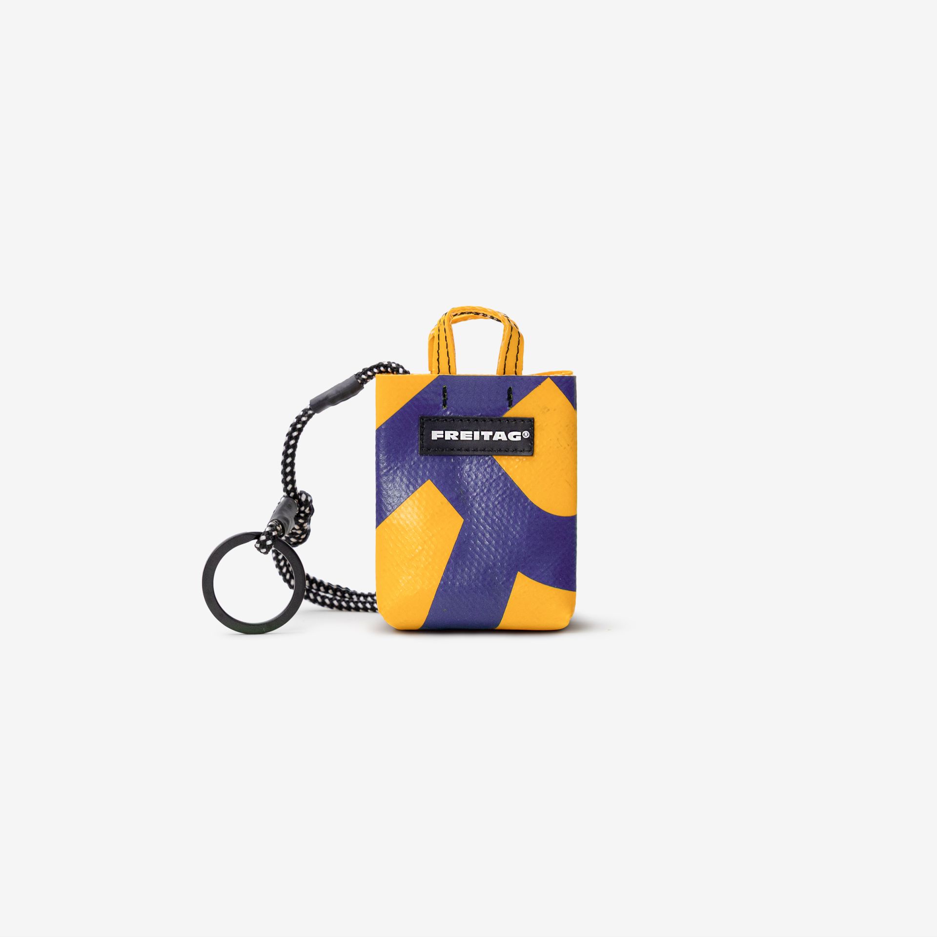 ImageFREITAG F216 MINISHOPPER Charms RGB 1x1 01