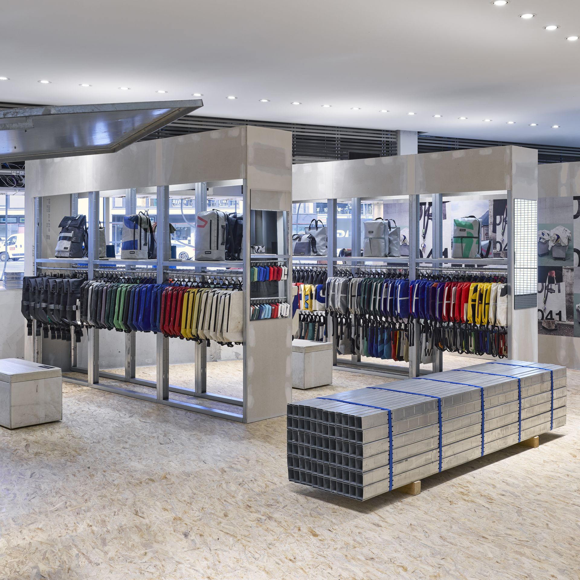 ImageFREITAG STORE LUZERN POPUP SerainaWirz RGB HighRes 06