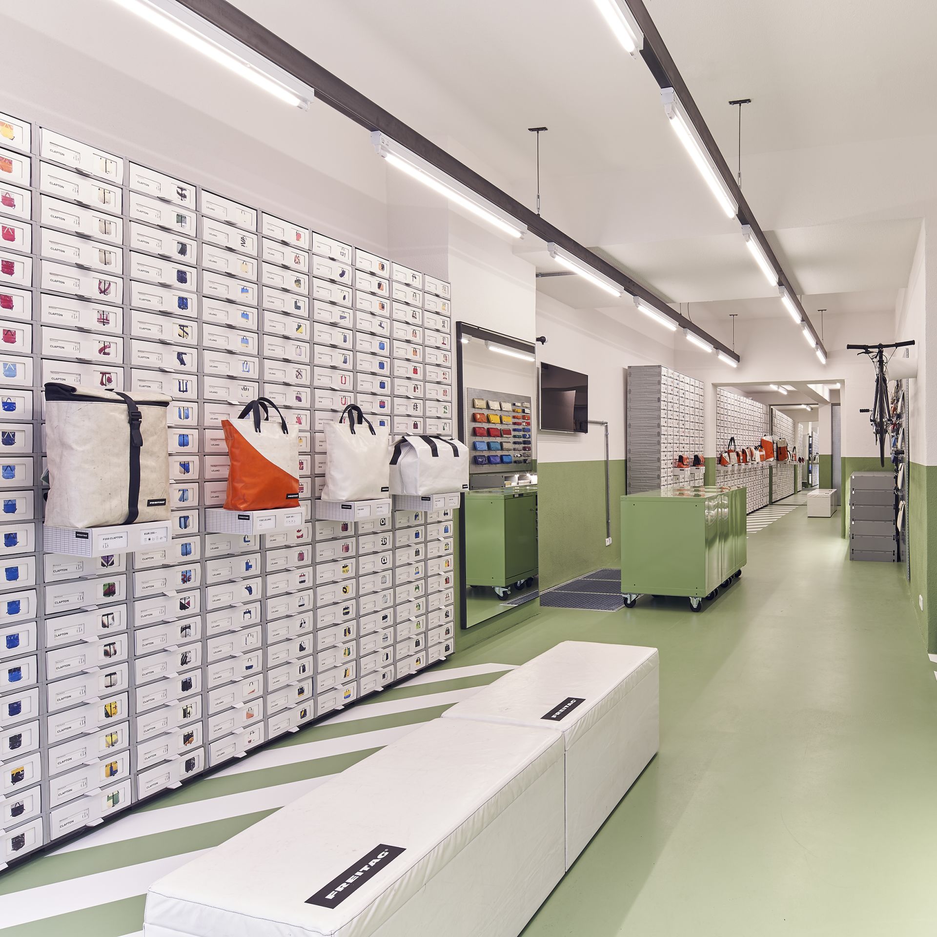 ImageFREITAG STORE Duesseldorf ND-Studio HighRes 02