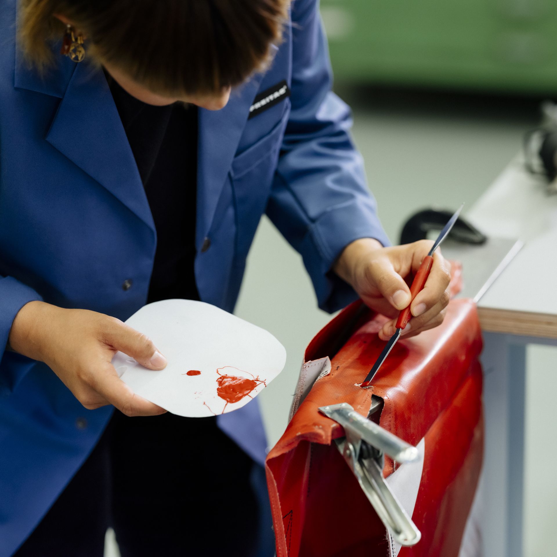 ImageFREITAG Repair PFrowein High-Res 04 (2)