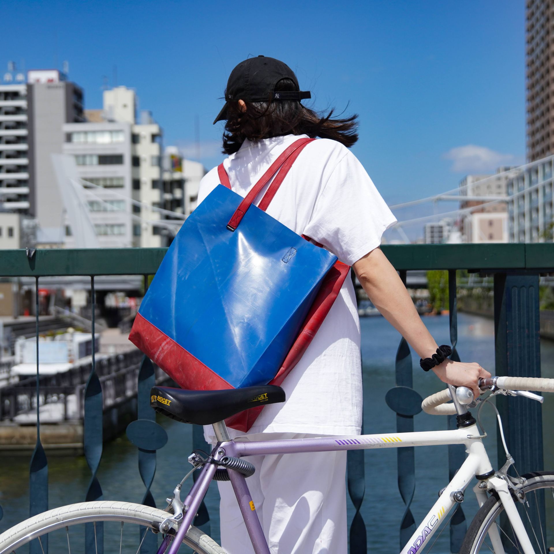 F262 JULIEN | 473124 | FREITAG