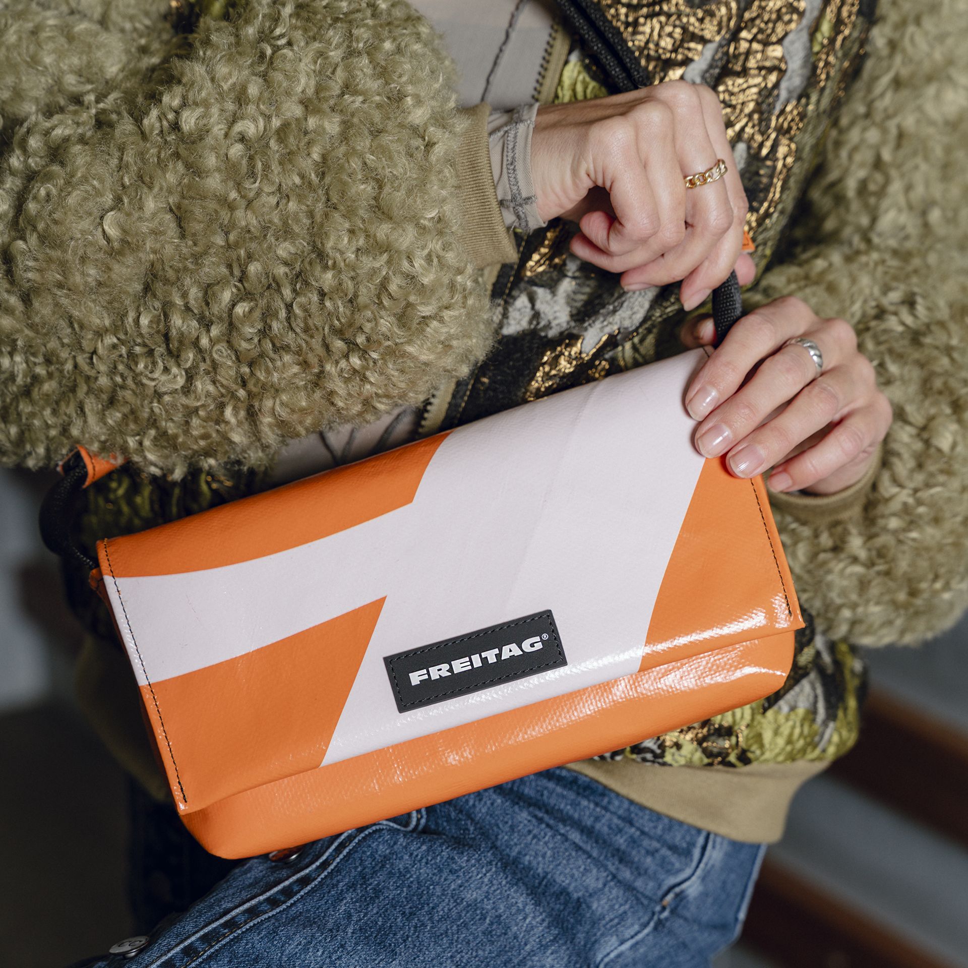 ImageFREITAG F171 LAURA SelinaSeibel HighRes RGB 12