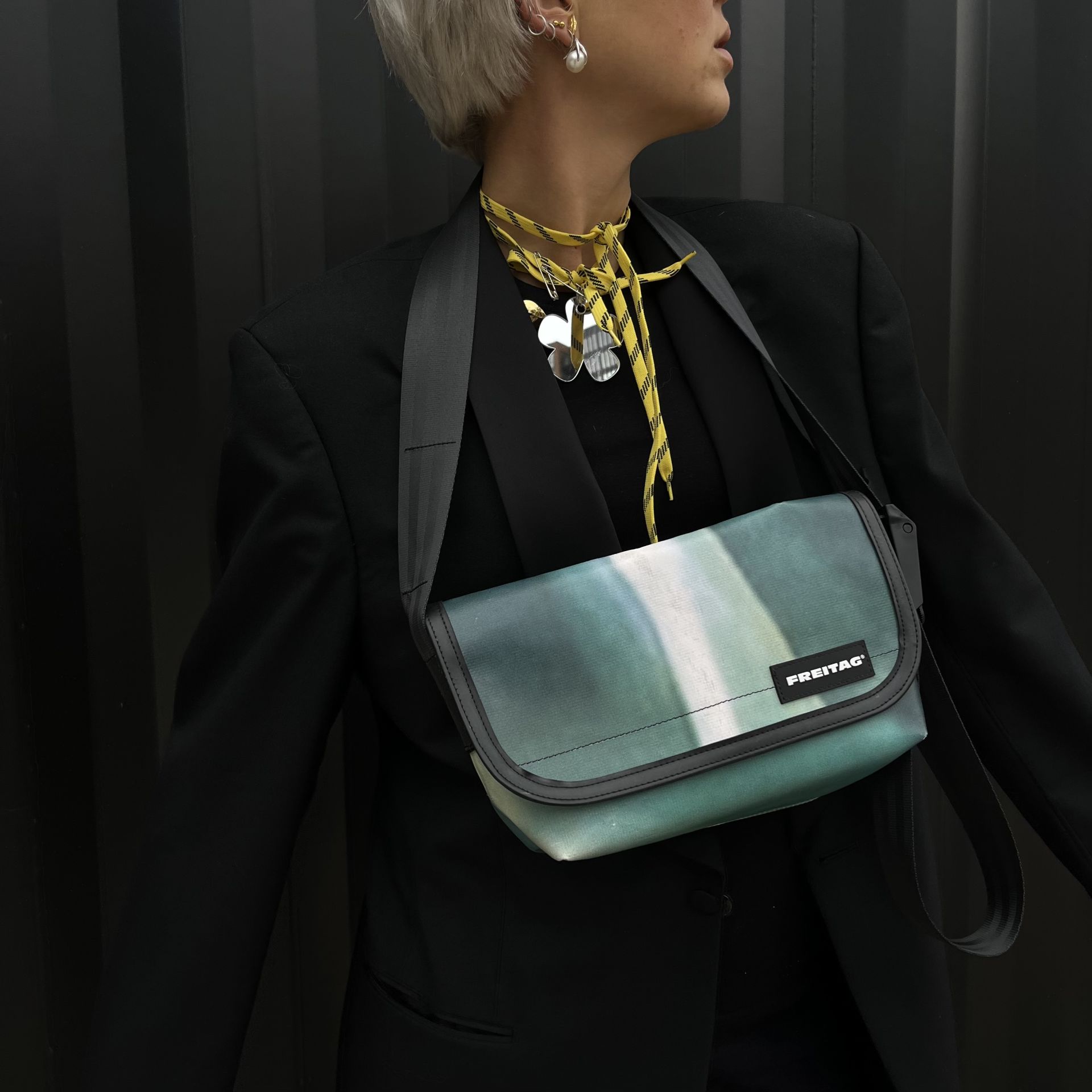 F41 HAWAII FIVE-0 | 916480 | FREITAG