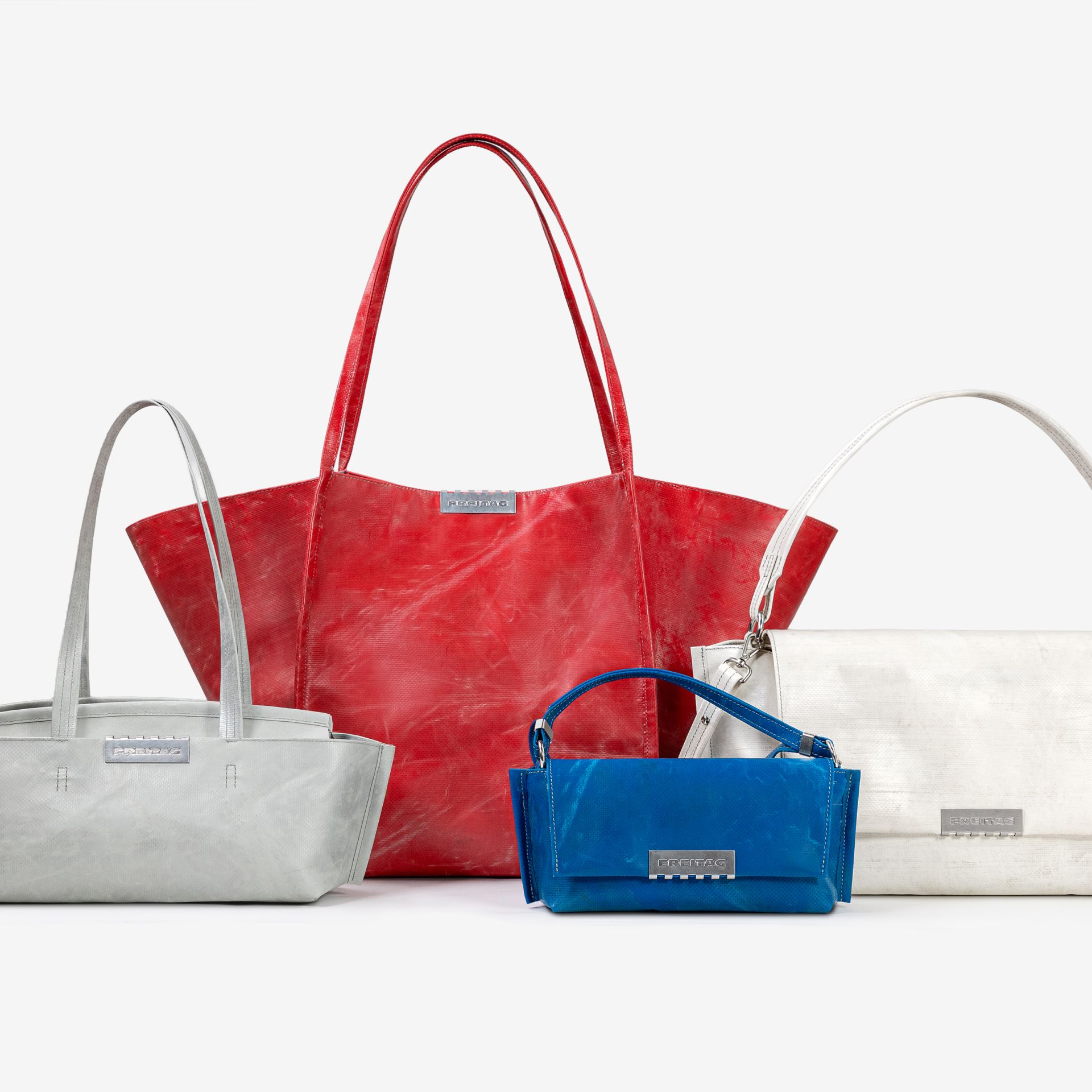 ImageFREITAG REFERENCE R201 ELLY R202 BATES R203 MAZIE R204 NAN Groupshot
