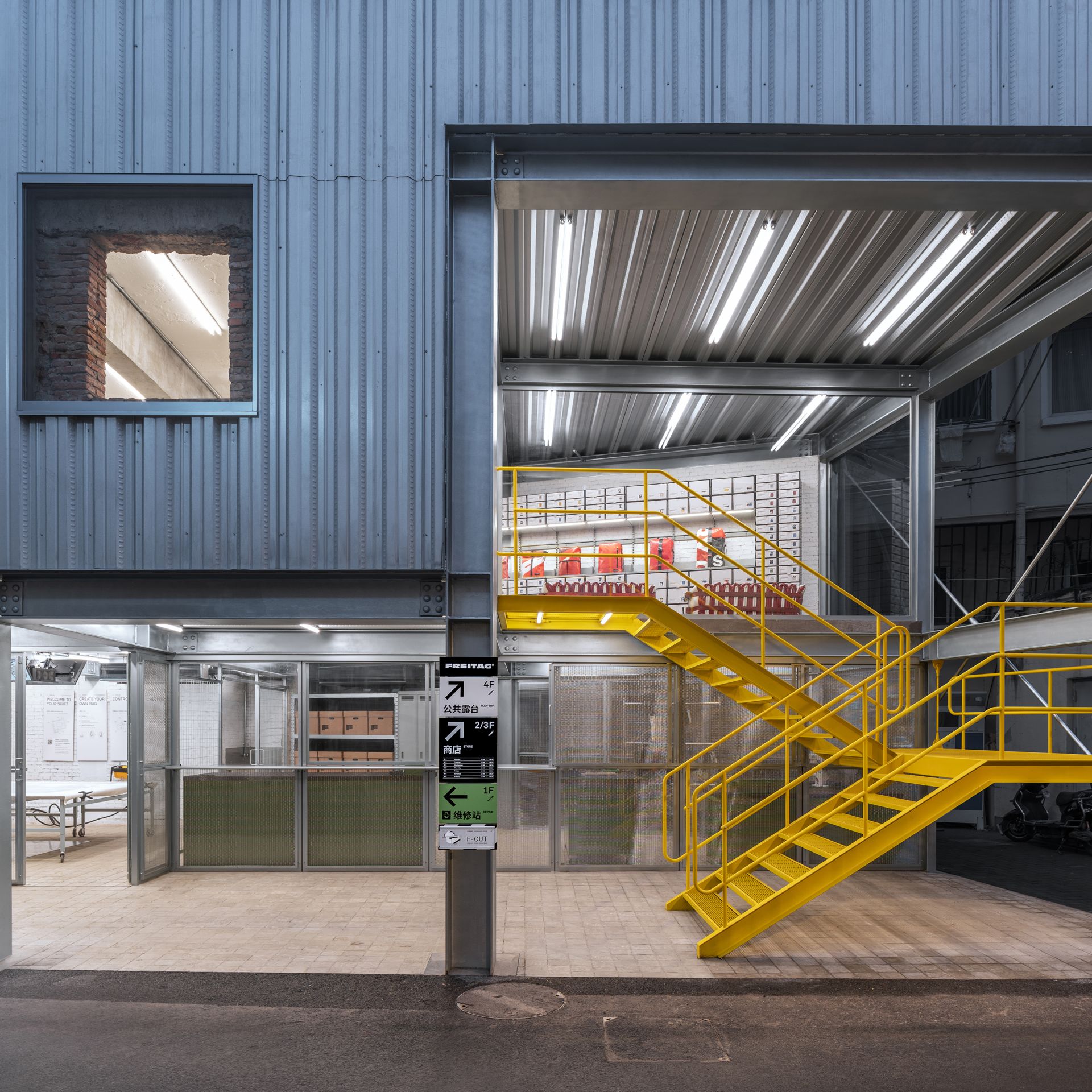 ImageFREITAG STORE SHANGHAI Gao Hanzhi-STUDIOFANG HIGHRES RGB 07