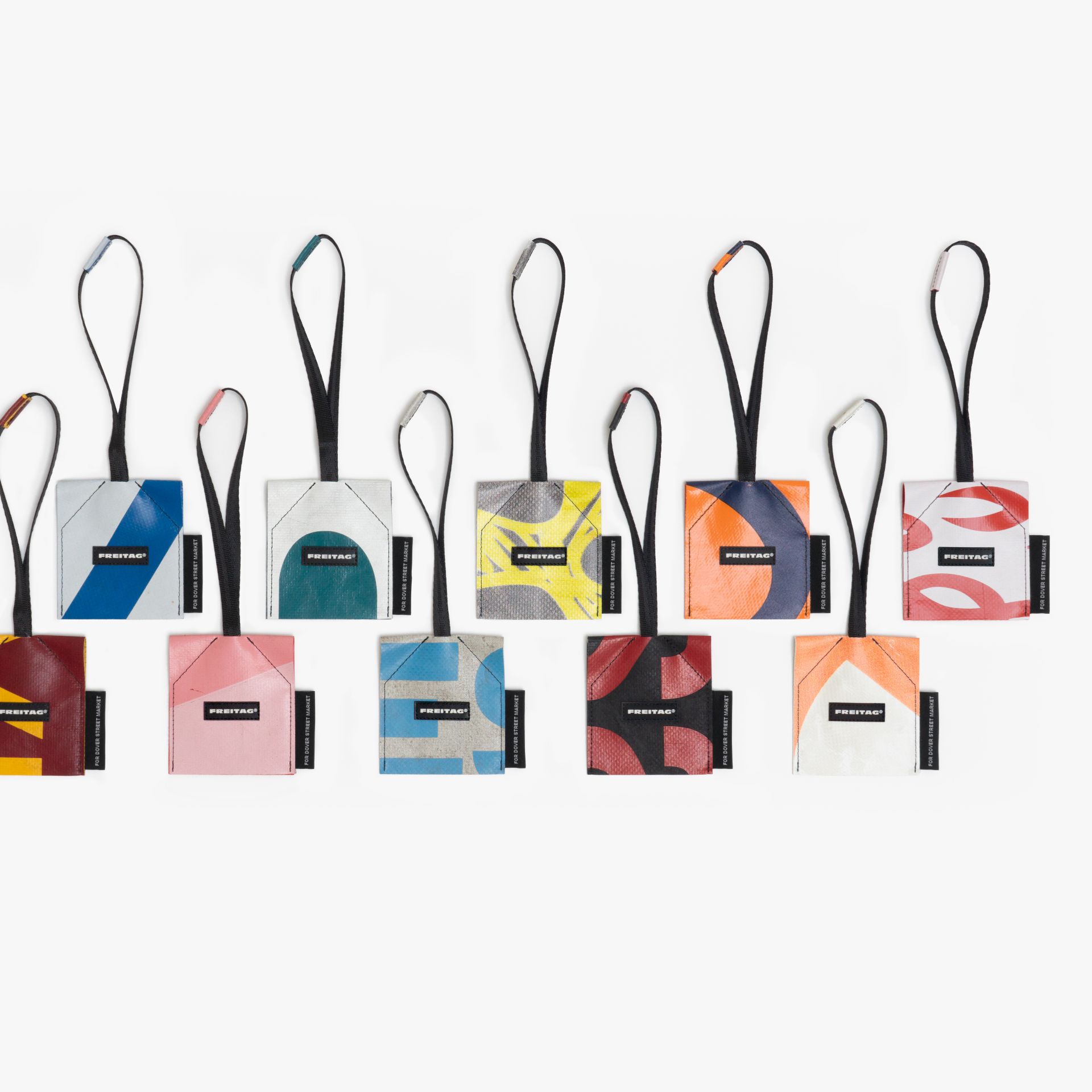 ImageFREITAG DSM F737 Family 01