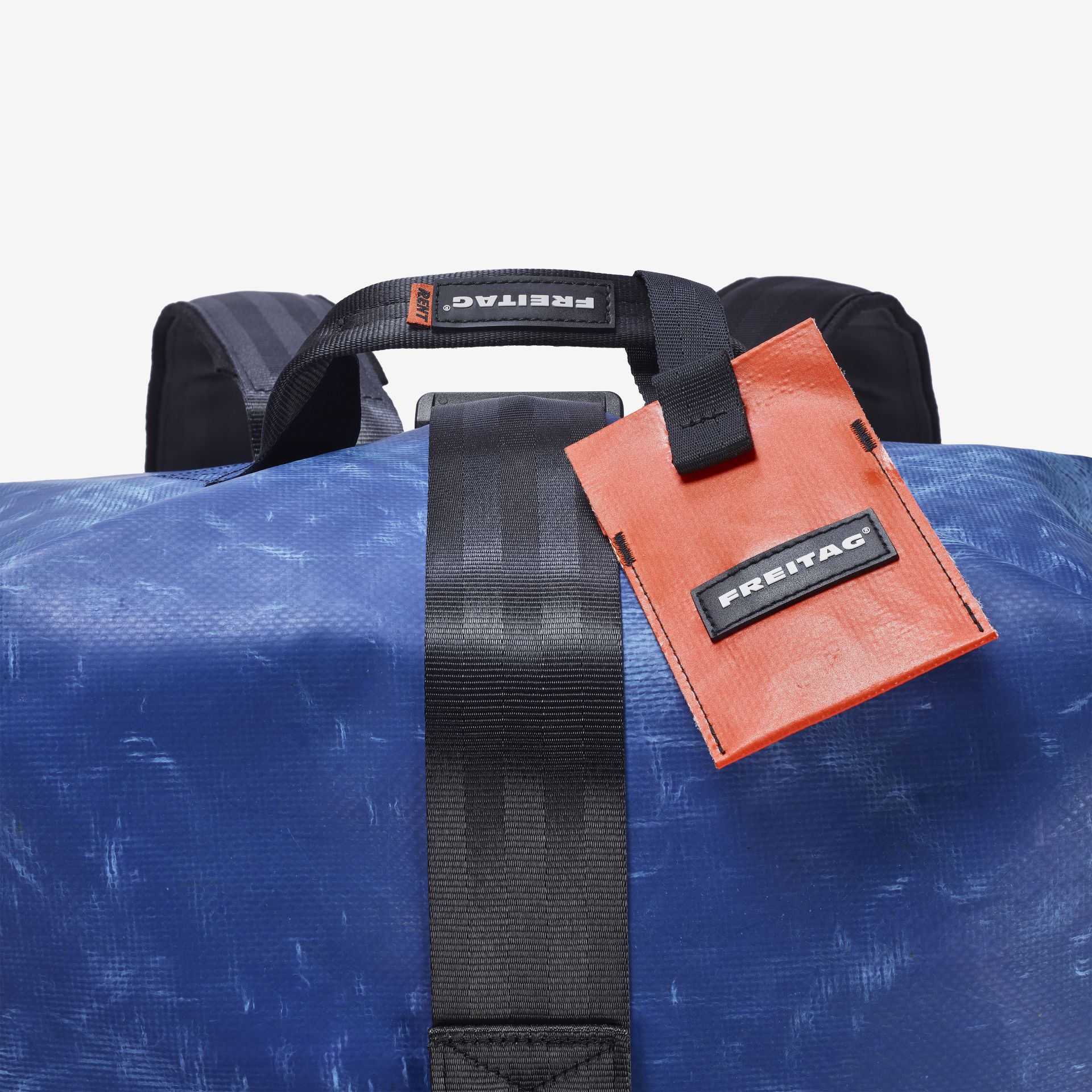 ImageFREITAG F512 Voyager-Rent Closeup ONanzig RGB 01