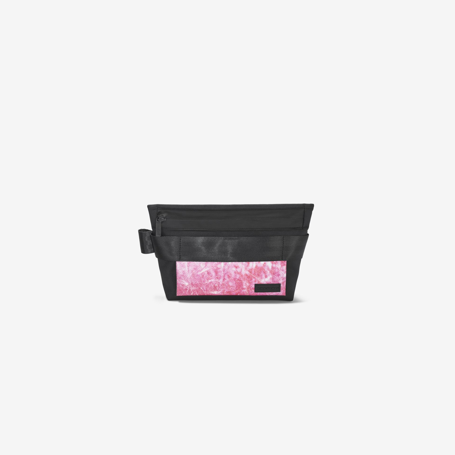 Sustainable pouches made from truck tarp | FREITAG Sustainable pouches made from truck tarp | FREITAG