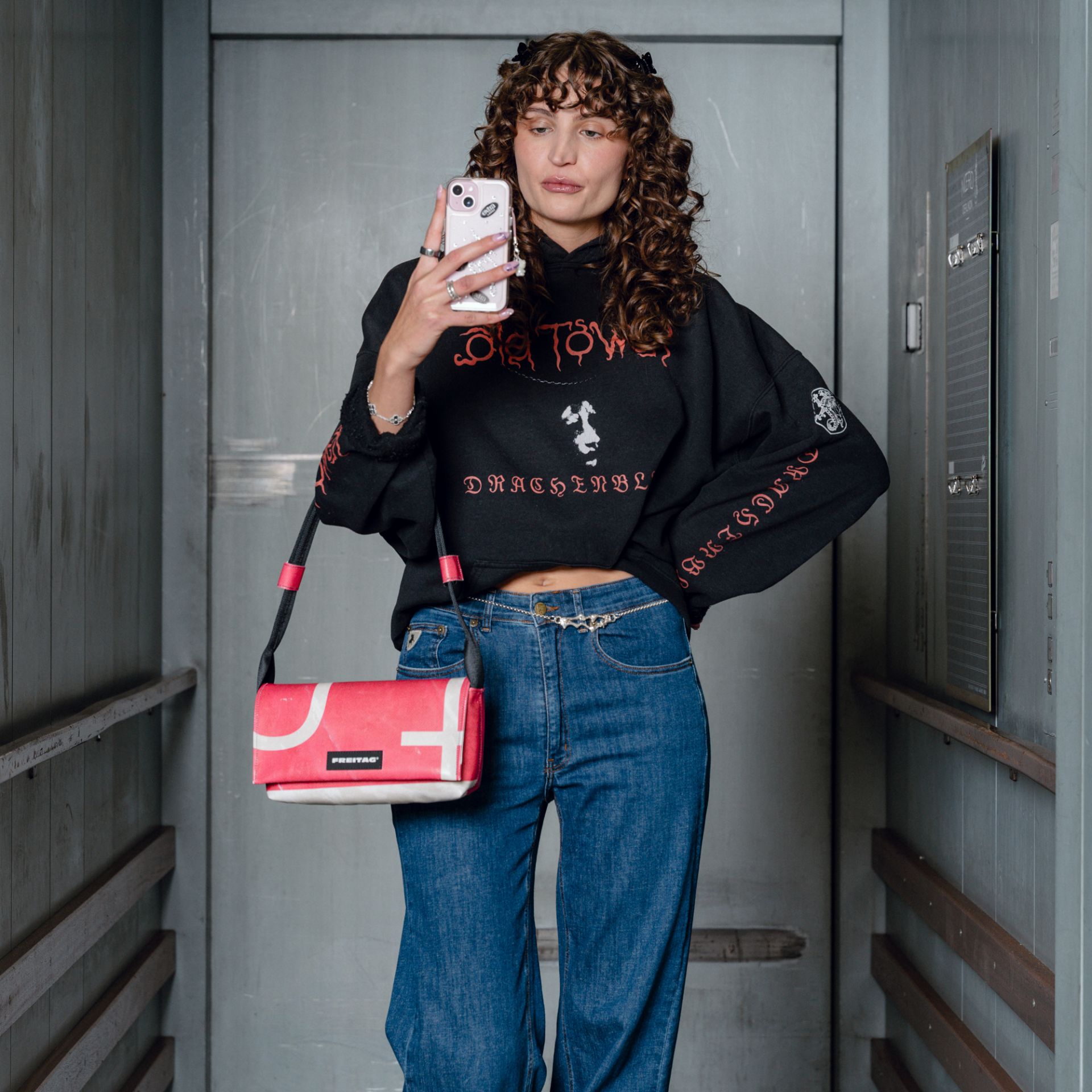 F171 LAURA | 074352 | FREITAG