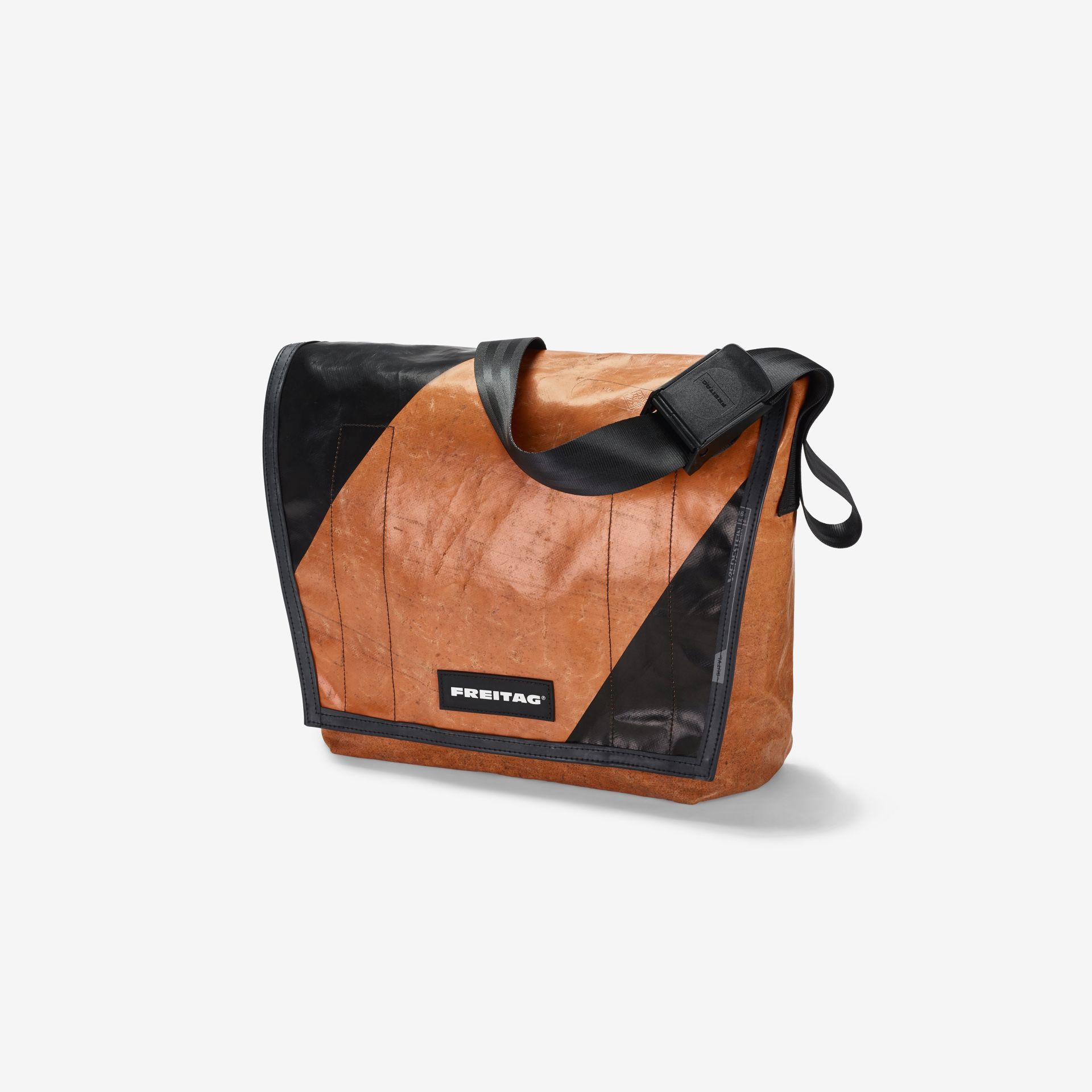 Messenger bags and other bags designed for biking | FREITAG Messenger bags and other bags designed for biking | FREITAG
