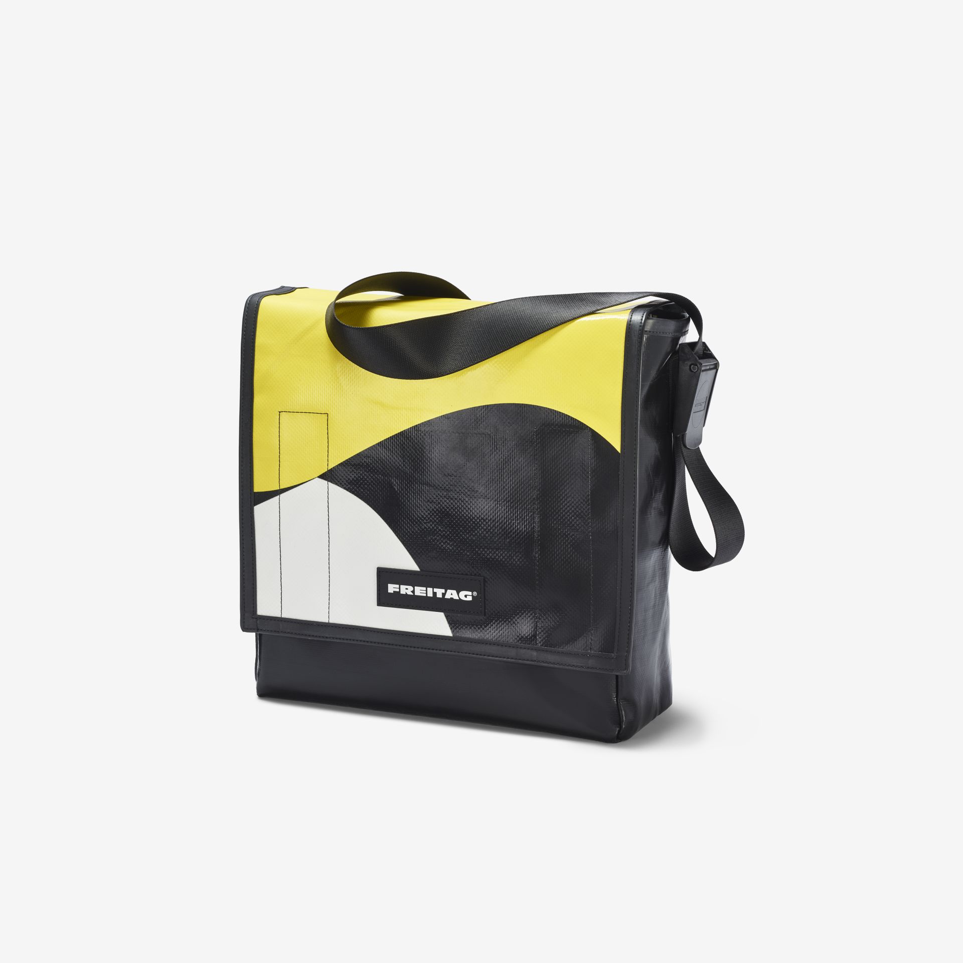 Messenger bags and other bags designed for biking | FREITAG Messenger bags and other bags designed for biking | FREITAG