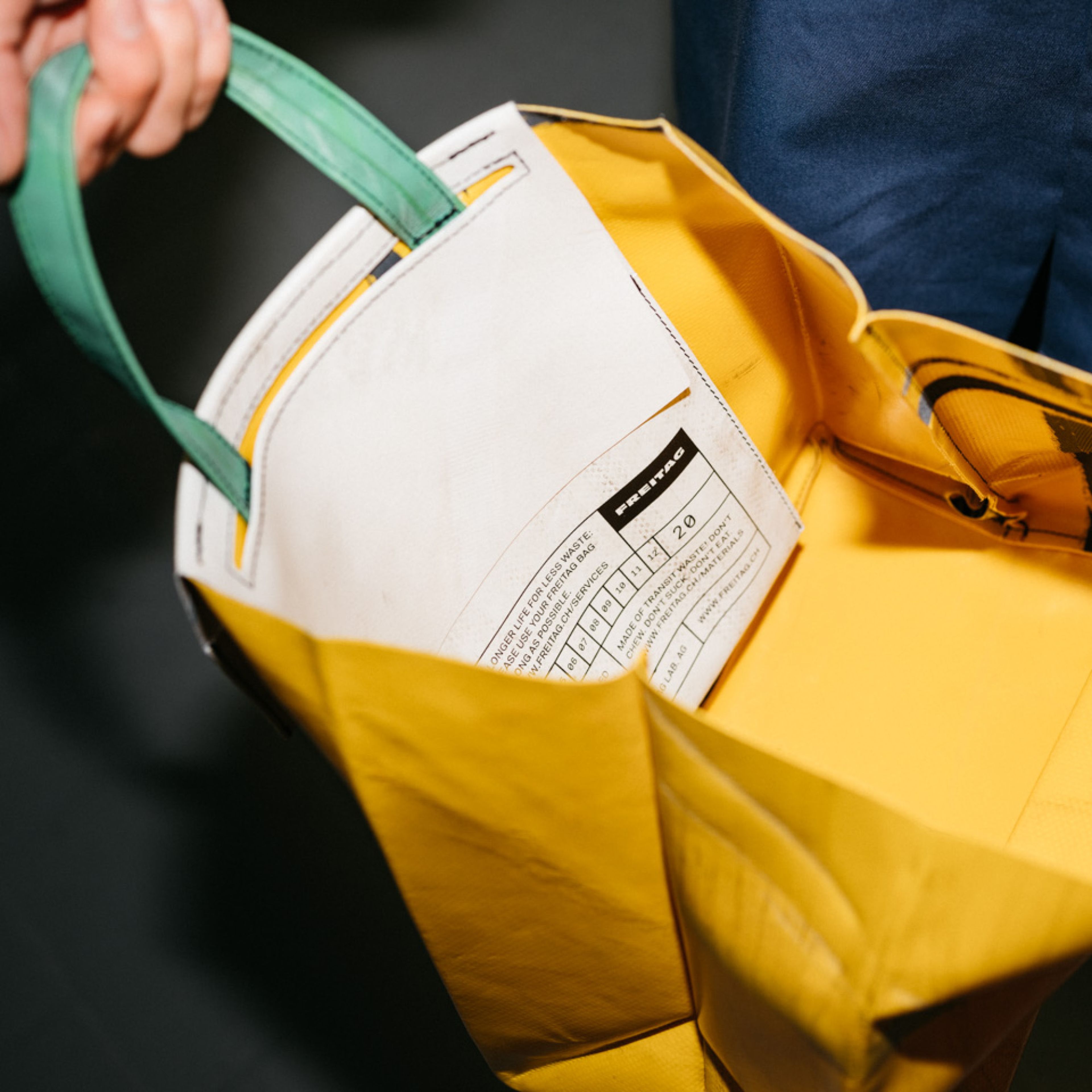 FREITAG F08 DAN POUCH L ダンイエロー黄色