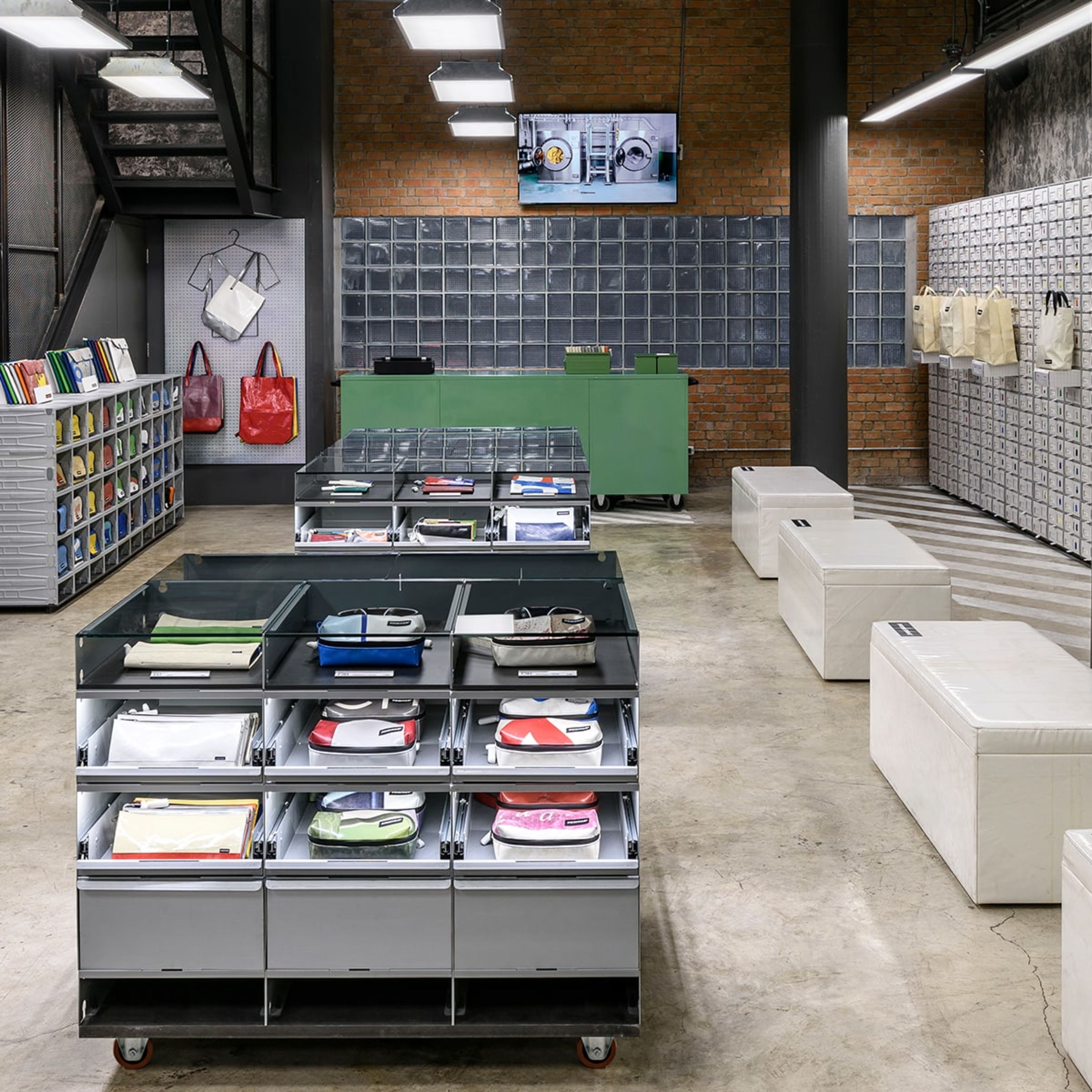 Freitag Store Siam By Pronto