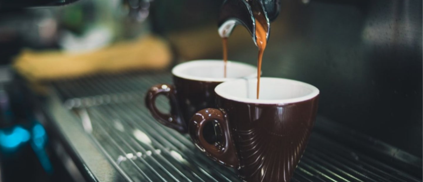 ekspres do kawy do 3000 zł -dobrej jakości ciśnieniowy | Selgeos24