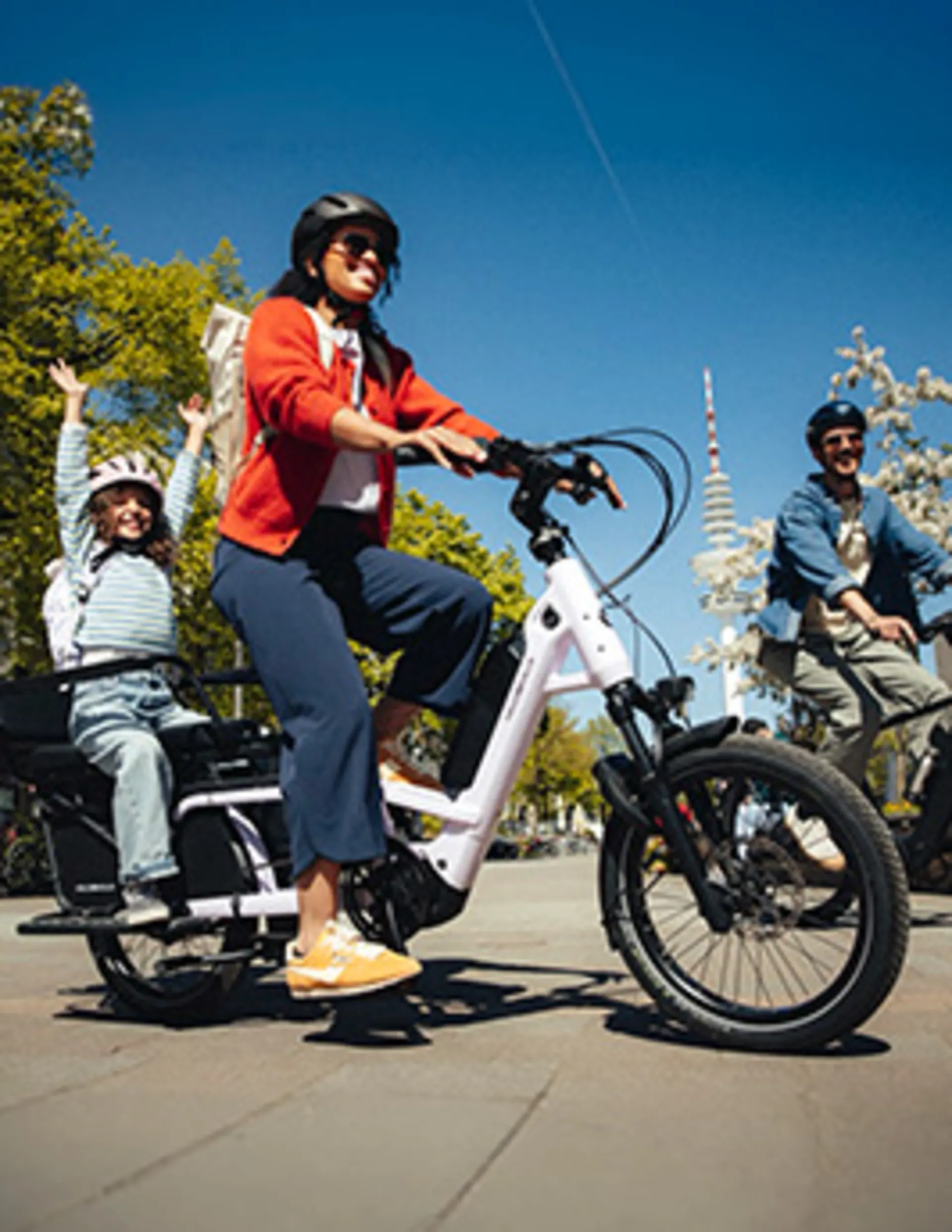 Familie mit Lastenrad