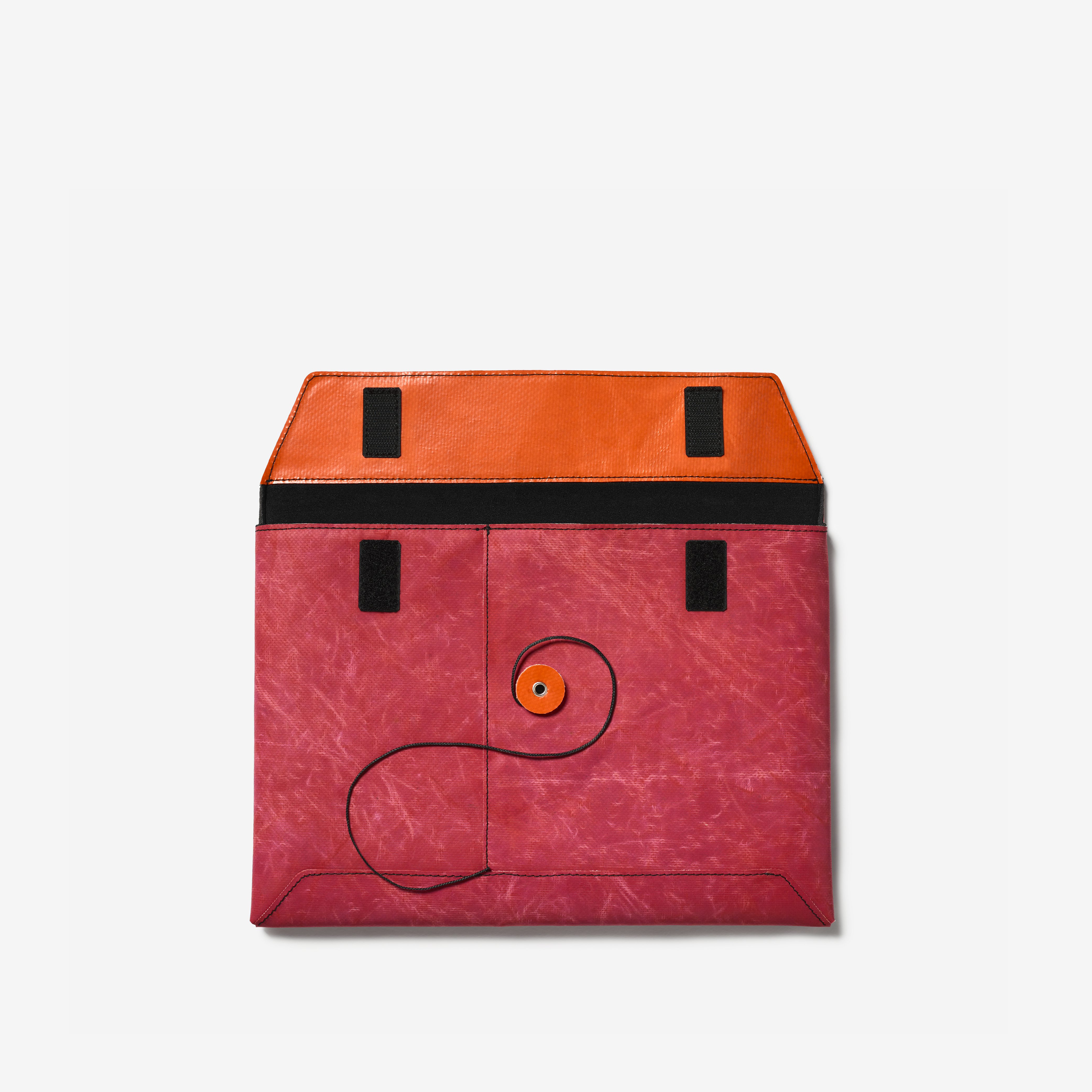 FREITAG F411ラップトップスリーブ バーガンディ13/14/PCケース フライターグ PCスリーブ 13/14 FREITAG F411ラップトップスリーブ