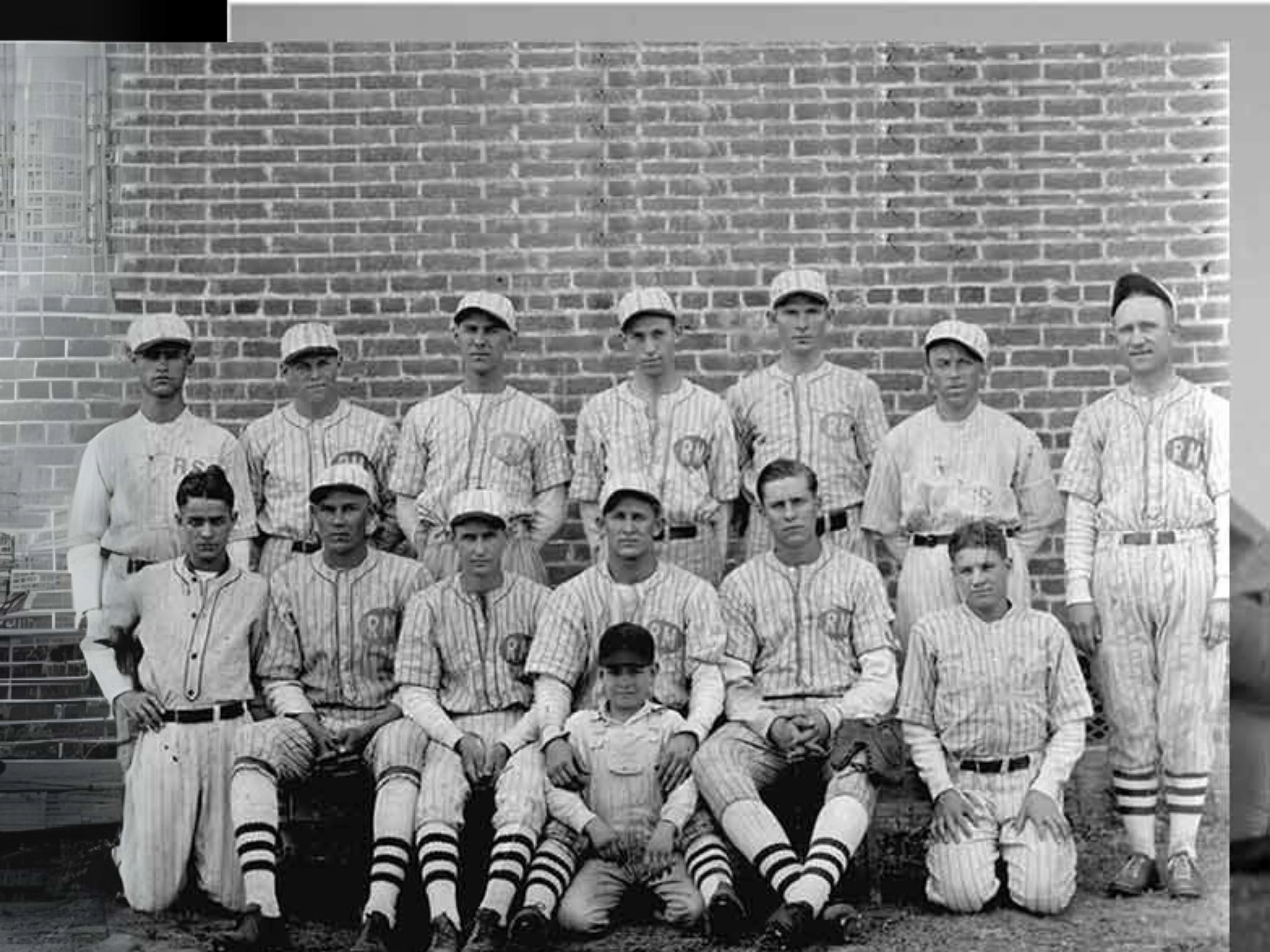 historical-russell-baseball-team