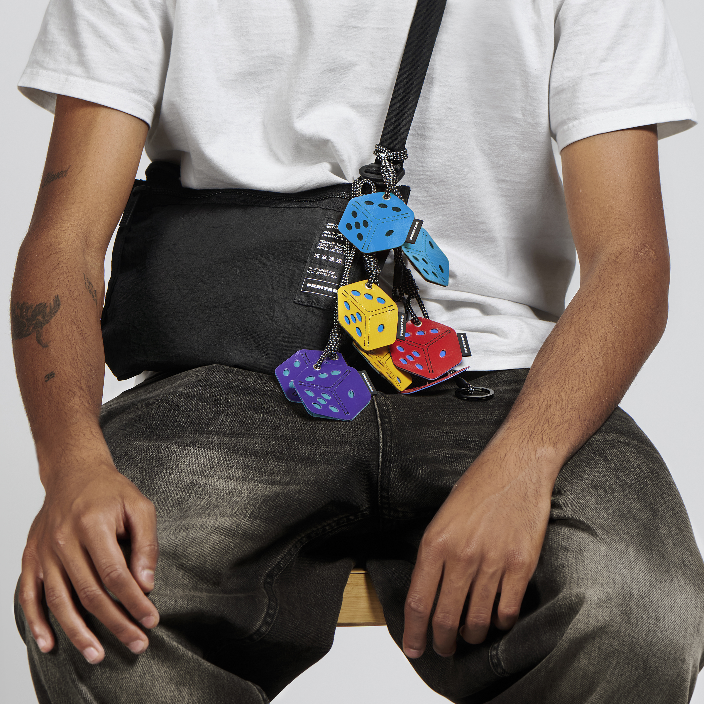 【復刻】 フライターグ F42 SURFSIDE 6 サーフサイド6 ブラック F42 SURFSIDE 6 | FREITAG