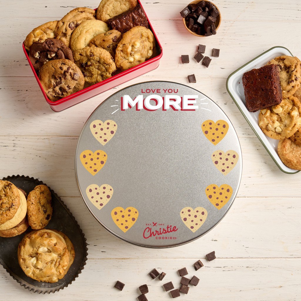 "Love You More" Great 8 Cookies & Brownies, 16