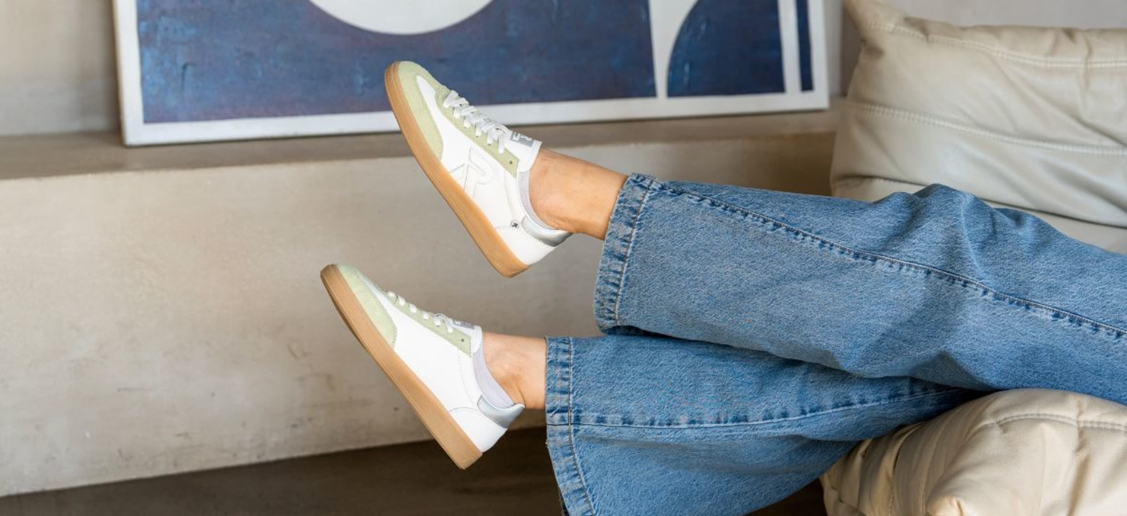 RETRO SNEAKER