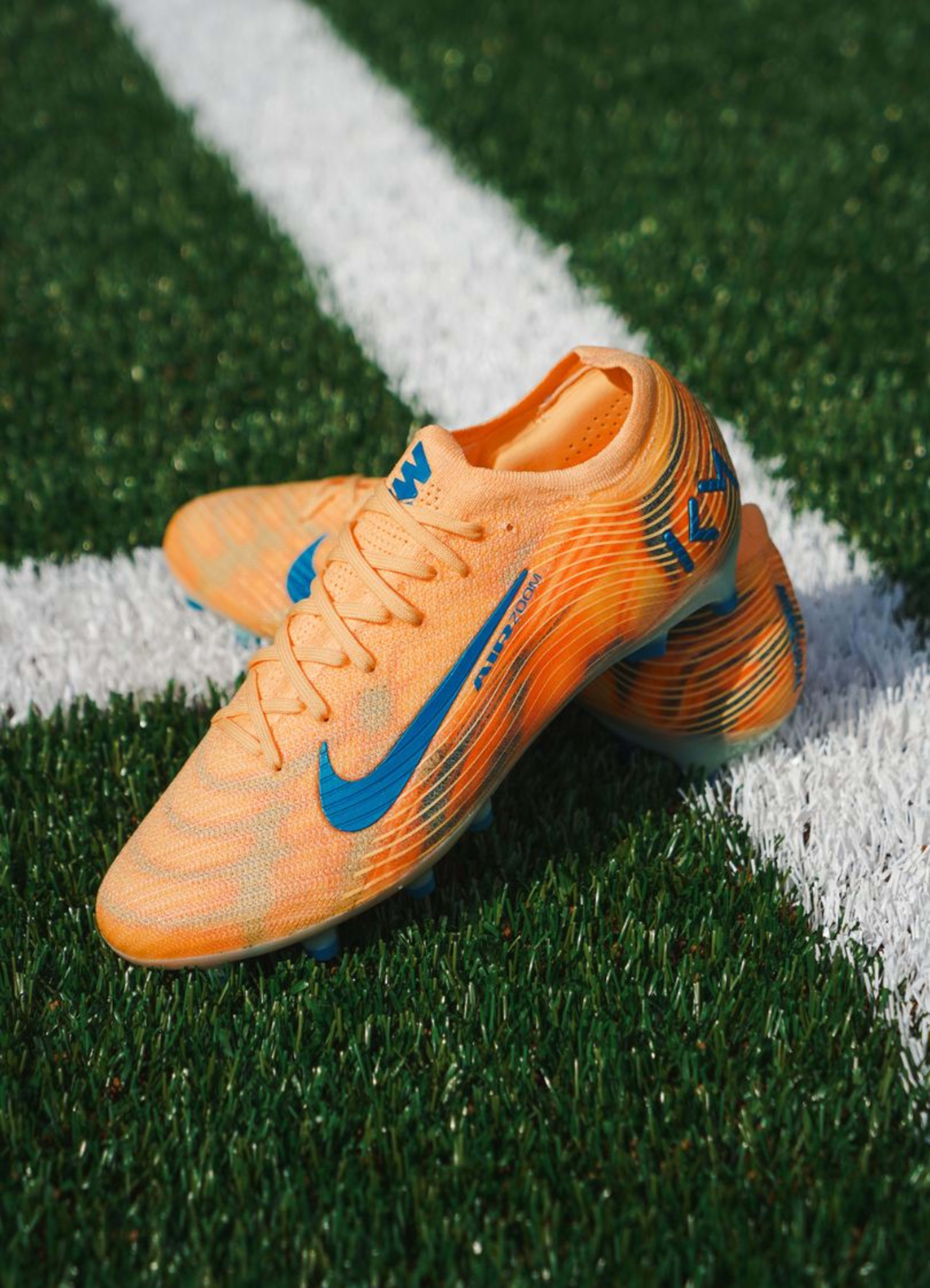 Nike Mbappé Signature Pack.