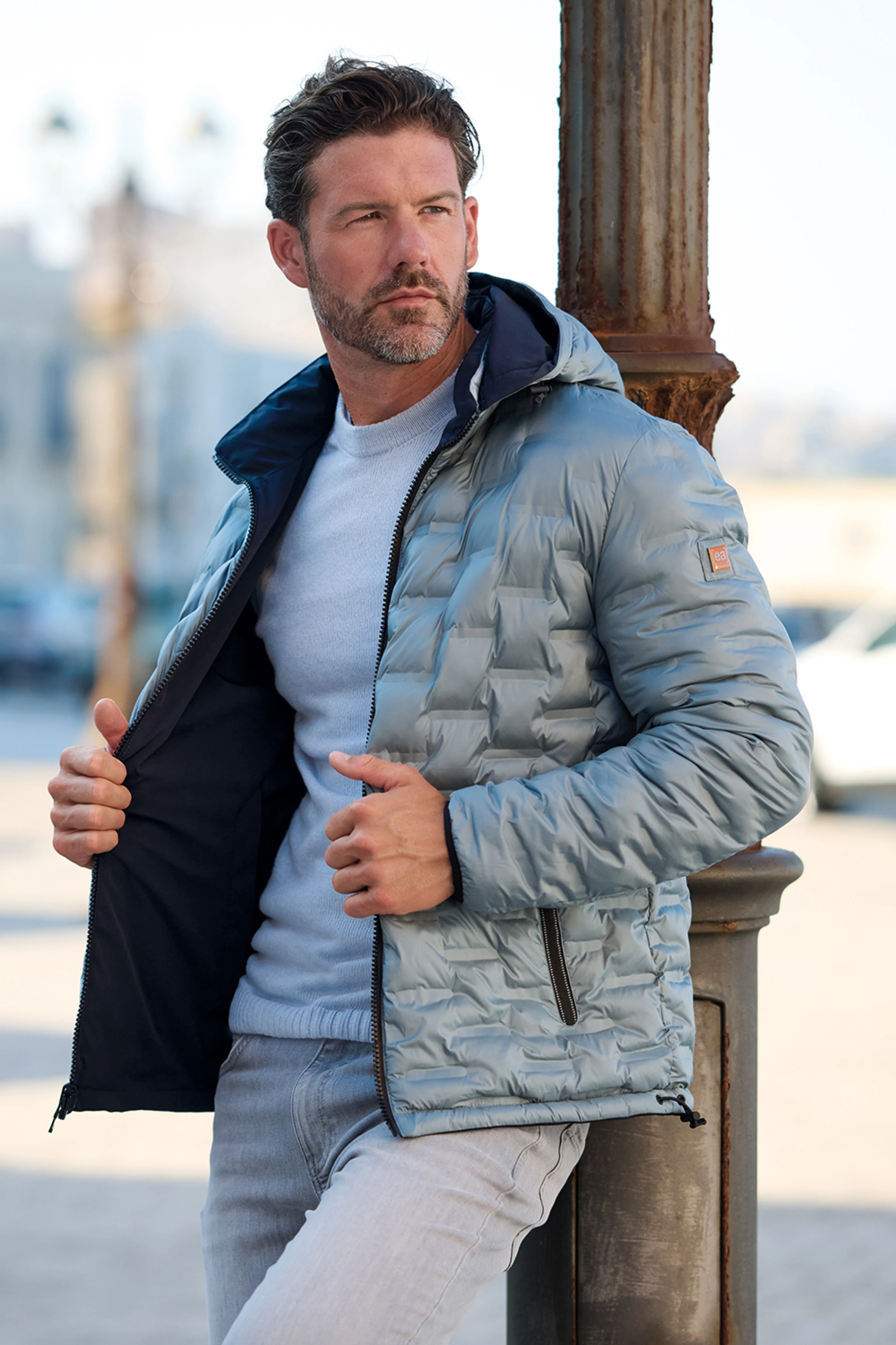  Wendejacke mit Kapuze Saphirblau