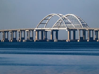 Антонов: "покрывательство" радикалов говорит о причастности США к преступлениям Киева