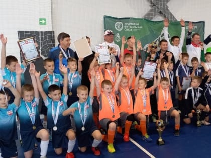 Весенний футбол