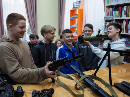 В библиотеке им. С.В. Ягуповой прошло  мероприятие «Святое дело — Родине служить»