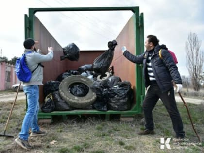 Крымчане за год оставили на улицах 27 тысяч кубометров мусора