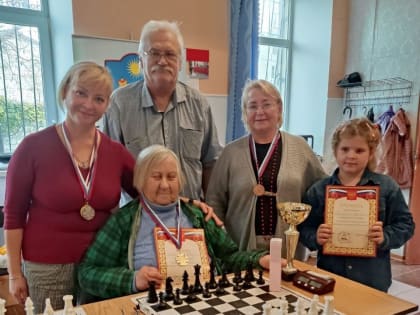 Анна Завацкая — чемпионка Керчи по быстрым шахматам